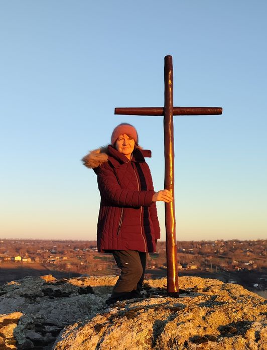 Боже, спаси Україну - на теренах ГСП  встановлено хрест - Боже, спаси Україну