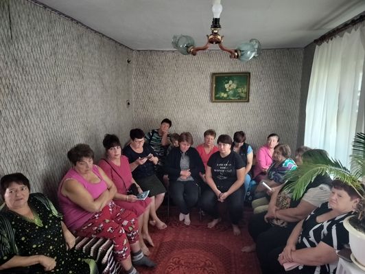 С Евангелием по Украине 